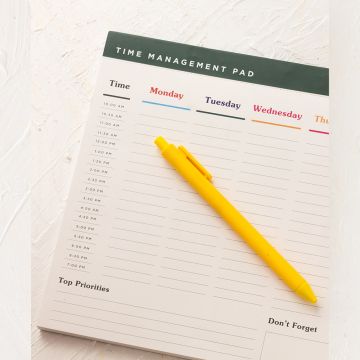 Odd Giraffe Time Management Notepad